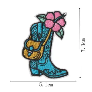 Bestickter Western-Cowboystiefel-Aufnäher mit Blume und Tasche, coole Applikation für Kleidung 7.3cm