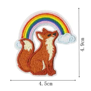 Simpatico cerotto ricamato volpe e arcobaleno per riparazione vestiti applicazione colorata.