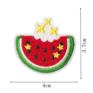 Wassermelone Stickerei Aufnäher süsse Frucht Bügelbild für Kleidung Rucksäcke 4x3,7cm