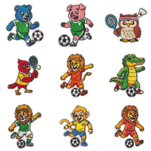 Set di toppe ricamate con animali sportivi carini, badge termoadesivi per vestiti e borse.