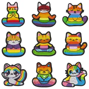 Süße Cartoon Katze Stickerei Aufnäher zum Aufbügeln DIY Applike für Kleidung Jacken Hüte Taschen