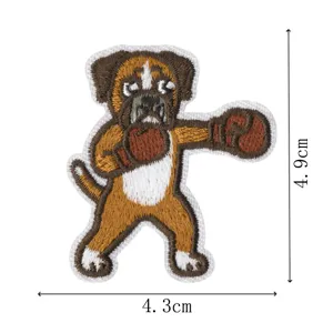 Toppa ricamata cane carino cucciolo pugile termoadesiva per abbigliamento zaino 4.9x4.3cm