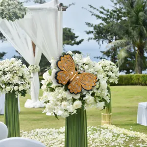3D pearl hollow butterfly wall sticker for wedding party decoration, elegant simulation butterfly.