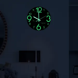 Lichtgevende wandklok met marmertextuur, 3D acryl stille oplichtende klok voor kamerdecor.