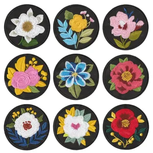 Runder Ethno-Stil Bestickter Stoffaufnäher DIY Kleidung Deko Applikation Schwarze Basis Bunte Blumen Stickerei Abzeichen