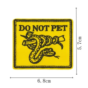Écusson tactique brodé Do Not Pet serpent jaune vêtements sac à dos insigne badge patch