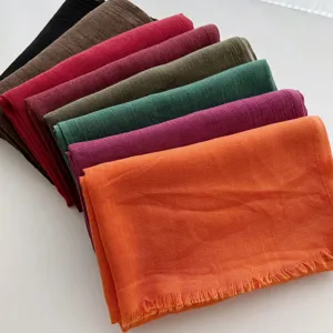 Sciarpa lunga tinta unita in lino cotone donna, morbida autunno inverno calda sciarpa con frange.