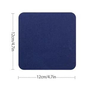 Dunkelblaue quadratische Canvas Flicken Detailansicht mit Stofftextur und 12cm Abmessung.