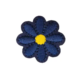 Bunte Blumen bestickte Stoffaufnäher süße kleine Blumen Kleidungszubehör DIY Dekoration