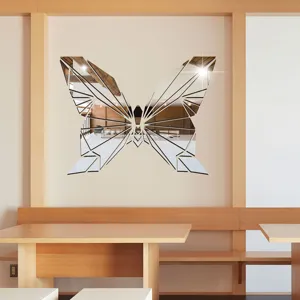 Gedetailleerd uitzicht geometrische vlinder spiegel muursticker moderne acryl decoratie thuis.