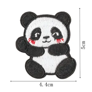 Simpatico panda ricamato toppa vestiti borsa accessorio fai da te badge cartone animato 5x4.4cm
