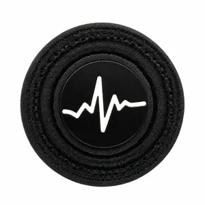 Écusson brodé noir rond avec ligne d'électrocardiogramme blanche, diamètre 5,5 cm, à coudre.
