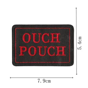 Écusson brodé tactique avec texte OUCH POUCH, badge DIY résistant pour vêtements et sacs.