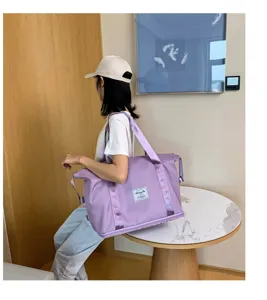 Große violette Reise-Tasche, leichtes, wasserdichtes Fitness-Sport-Umhängetasche für Damen.