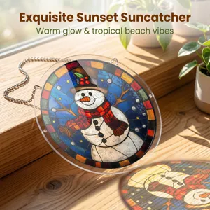 Gebrandschilderd glas stijl sneeuwpop acryl zonnevanger raamhangers vakantie decor detail.