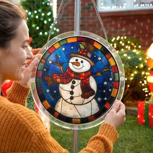 Kerst sneeuwman acryl hangend ornament, feestelijk glas in lood stijl raamdecoratie.