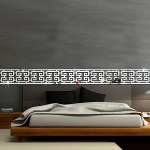 Adesivo murale specchio acrilico 3D linea di cintura geometrica per decorazione domestica.