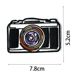 Patch brodé en forme d'appareil photo thermocollant badge décoratif pour vêtements 7.8x5.2cm