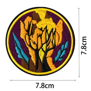 Embroidered cat mountain patch DIY badge colorful fabric applique 7.8cm round textile patch
