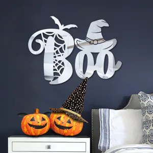 Halloween 3D Acryl Spiegel Wandaufkleber mit BOO Schriftzug, Spinnennetz und Fledermaus.