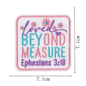 Toppa ricamata loved beyond measure con grazioso disegno floreale per decorare vestiti e borse.