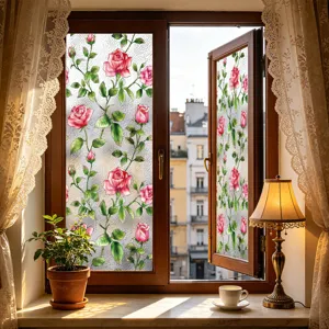 Detalle de lamina decorativa para ventana con patron de rosas y textura efecto agua.