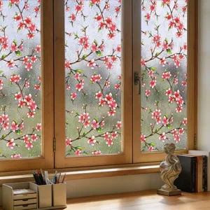 Vista detallada de la película para vidrio esmerilado con patrón de flores de cerezo rosas.