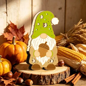 Décoration de table gnome de Thanksgiving en bois avec gland et design automnal pour fêtes.