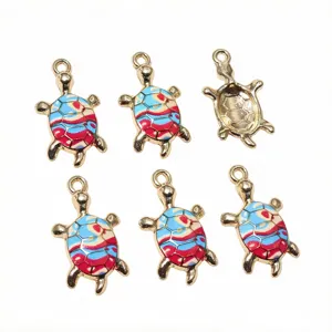 Breloques pendentif tortue en alliage coloré pour fabrication de bijoux DIY bracelets boucles détail.