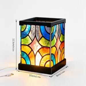 Acryl Buntglas Stil LED Nachtlicht Detailansicht mit USB Anschluss und klaren Maßen.