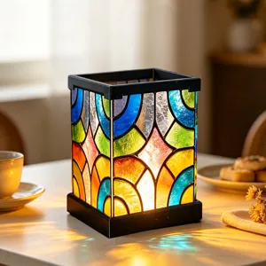 Bunte Acryl LED Nachttischlampe im Tiffany Stil, dekorative Nachtleuchte fürs Schlafzimmer.