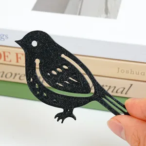 Schwarzes Metall Vogel Lesezeichen Detail, elegantes hohles Lesezubehoer, guetes Geschenk.