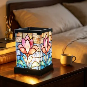 Nachtlicht für das Schlafzimmer mit buntem Lotus-Design aus Acryl und warmer LED-Beleuchtung.
