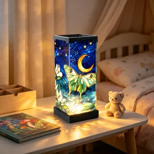Luce notturna in vetro colorato camera da letto comodino cielo stellato luna falena lampada