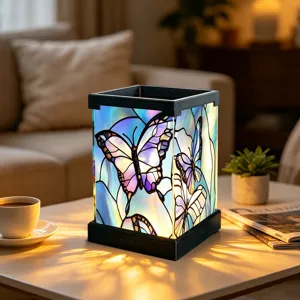 Bunte Acryl Schmetterling Nachtlampe, moderne LED Deko Tischleuchte für das Schlafzimmer.