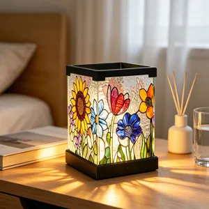 Dekorative Buntglas-Stil Blumen LED Nachtlicht Nachttischlampe für Schlafzimmer.