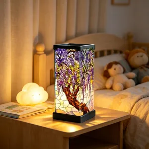 Luce notturna in vetro colorato per camera da letto con motivo ad albero, lampada da comodino.