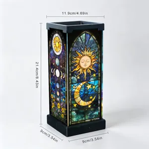 Lampada da comodino con luce notturna in vetro colorato decorativo con motivo sole e luna.