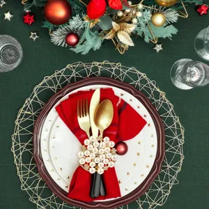 Elegante Perlen Strass Blumen Serviettenring für Weihnachts-Tischdeko und Hotel-Styling.