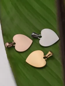 Stainless steel heart pendant DIY jewelry accessories smooth mirror finish charms set wholesale.