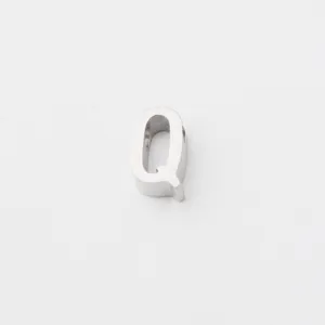Stainless steel letter Q pendant detail, glossy finish jewelry accessory for DIY charm making.
