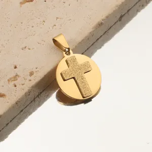 Pendentif Givré en Acier Inoxydable Plaqué Or 18K Pendentif Géométrique Minimaliste Lettre Croix Cœur Accessoires de Bijoux DIY Charme