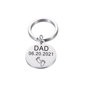 Stainless steel dad keychain custom date engraved round pendant father's day gift accessories