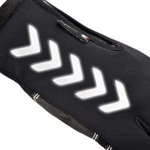 Waterproof thermal winter gloves with zipper pocket and reflective stripes for cycling skiing.