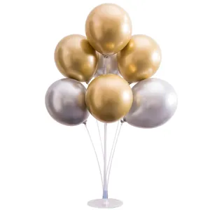 Kit de support de ballon avec des ballons métalliques dorés et argentés déco principale