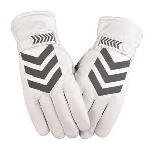 Men's reflective PU leather cycling gloves detail, warm fleece lining, anti-slip windproof design.
