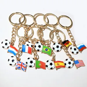 Porte-Clés Drapeau National et Football en Alliage de Zinc Huile Goutte à Goutte Avec Anneau Porte-Clés Pendentif en Métal pour Fans de Sport Accessoires Unisexe