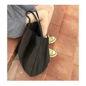 Simple large capacity canvas shoulder bag casual versatile minimalist black tote bag for daily use