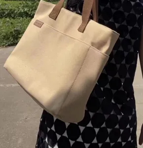 Beige canvas tote bag large capacity shoulder handbag casual student commuter book bag