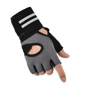 Half-finger fitness gloves breathable mesh gym workout training non-slip palm protection.